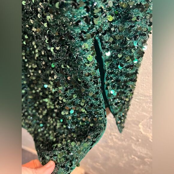 Green Sequin One-Shoulder Dress side slit, event dress-prom, wedding, elegant - Picture 3 of 9